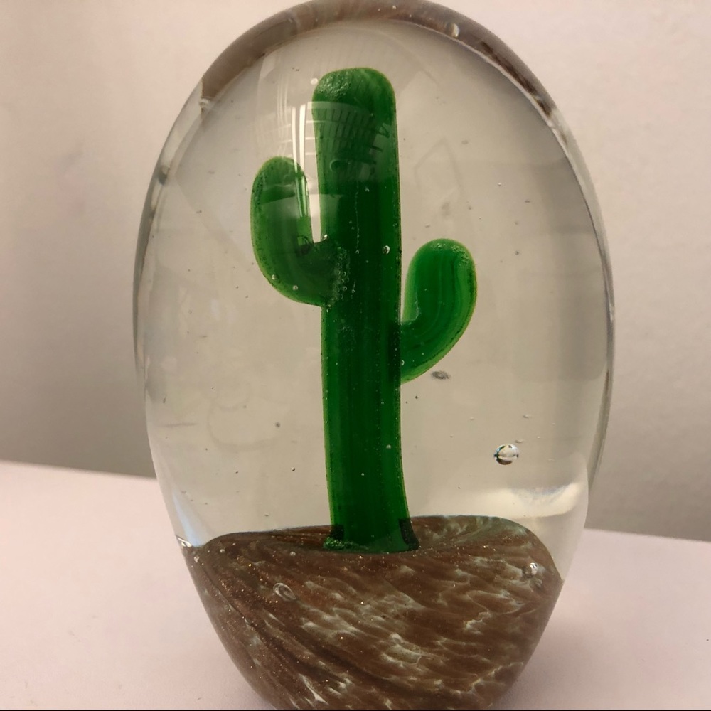 Dynasty Gallery Saguaro Cactus Paperweight